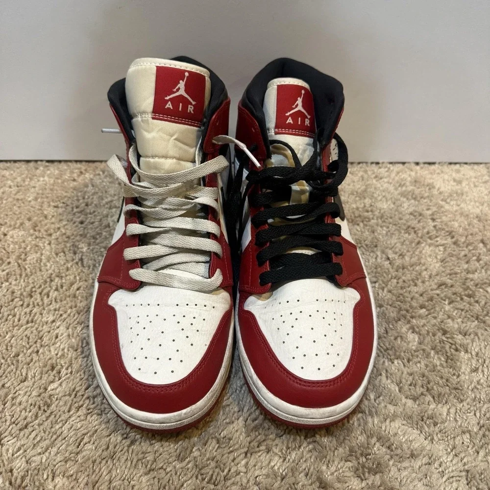Nike Air Jordan 1 Mid Mens Size 8.5 Red White Leather Sneakers 554724-173